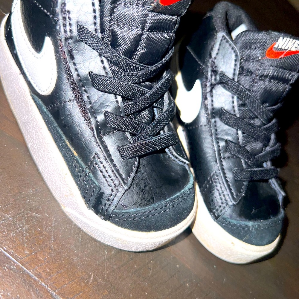 Nike Blazer Mid '77